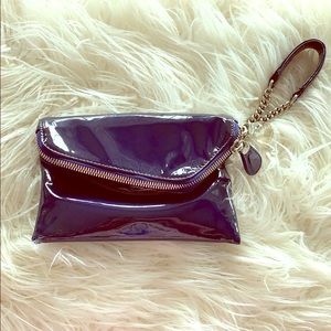 Henri Bendel wristlet